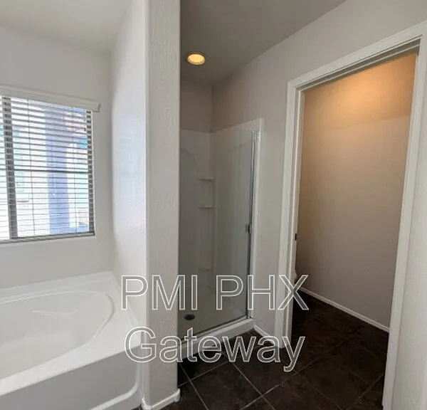 453 N Citrus Ln — Photo 13