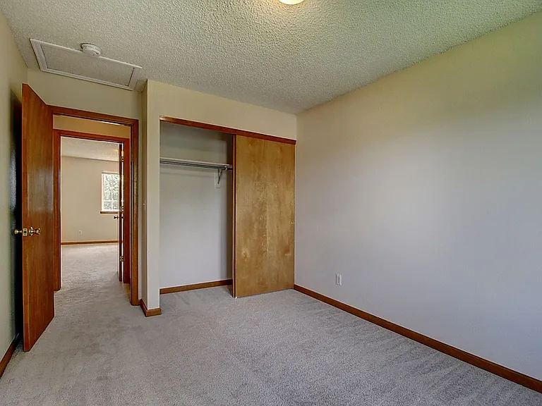 12540 Beach St — Photo 20