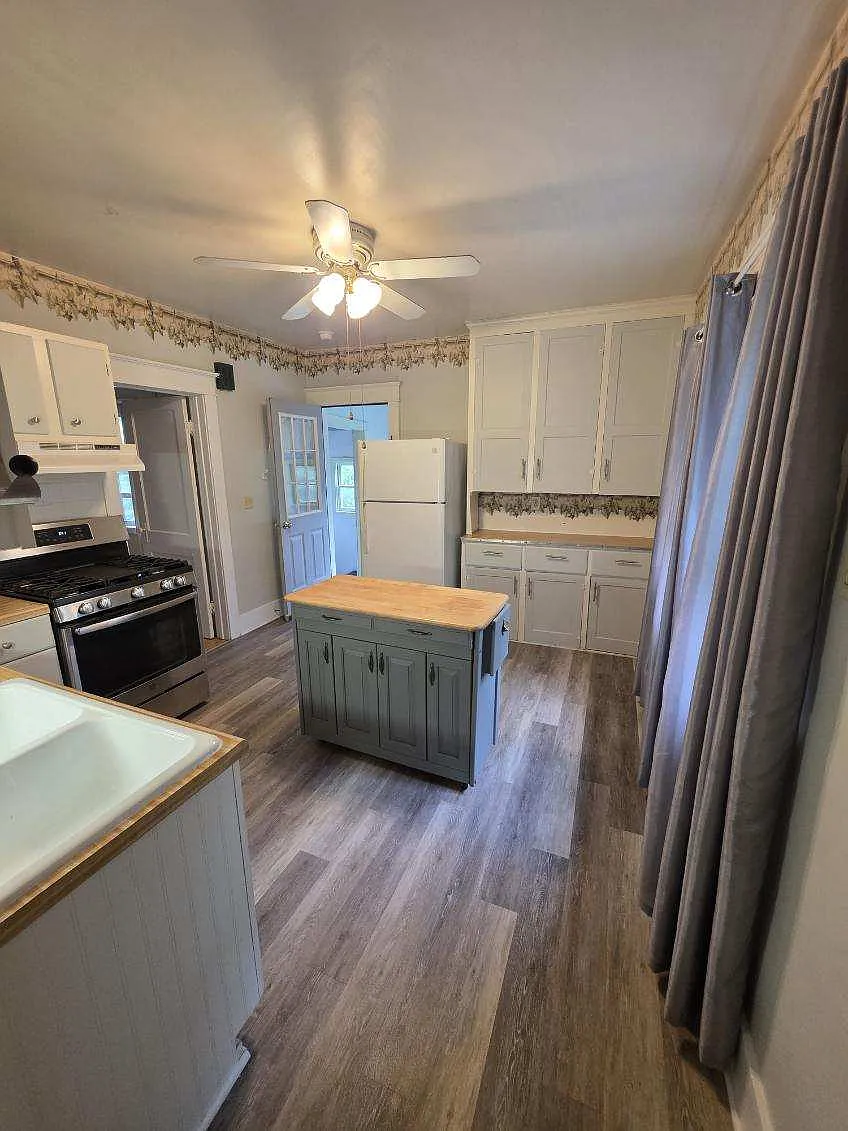 Golf Ave, New Hartford — Photo 1