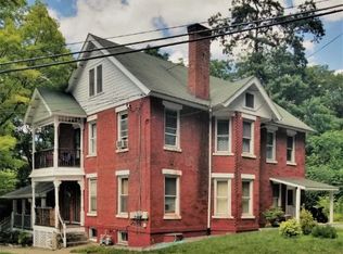 46 Pine St, Poughkeepsie, NY 12601