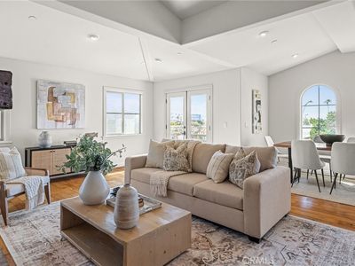 704 S Pacific Coast Hwy APT A, Redondo Beach, CA, 90277