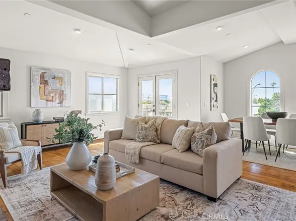 704 S Pacific Coast Hwy APT A, Redondo Beach, CA 90277