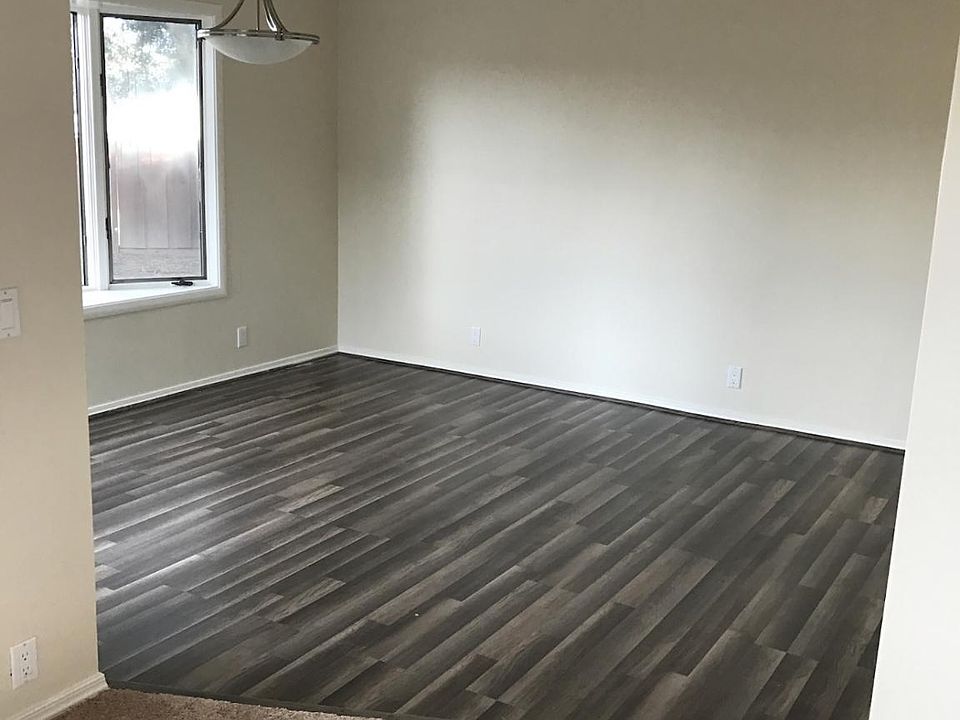 2nd image of 1450 Sequoia Ave