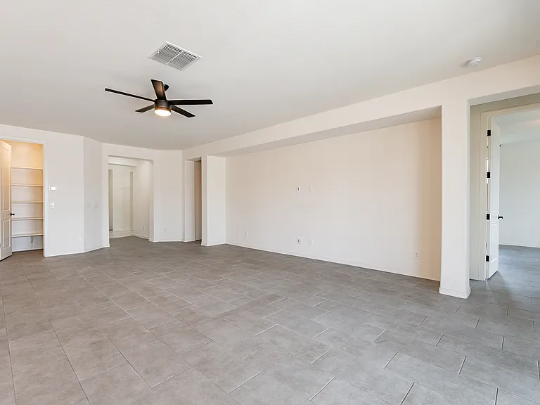 8014 W Orange Dr — Photo 8