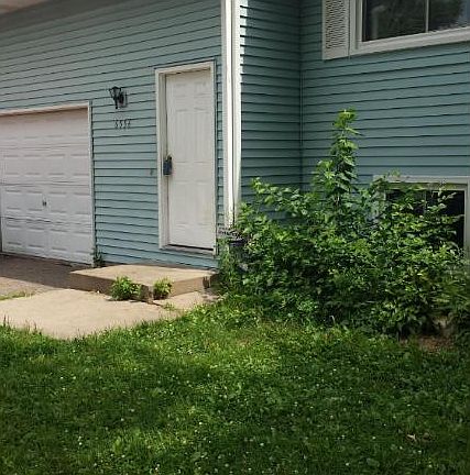 3rd image of 6556 Douglas Dr N