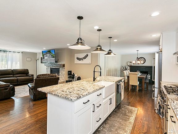 5th image of 7648 NE 155th Pl