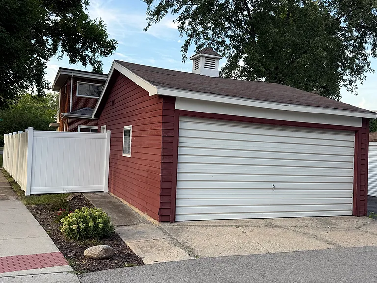 426 E Vallette St — Photo 13