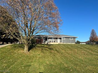 12118 Stonecreek Rd, Newcomerstown, OH 43832