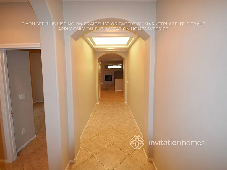 1016 Barberton Ct — Photo 3