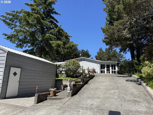 1601 Rhododendron Dr Space 662, Florence, OR 97439