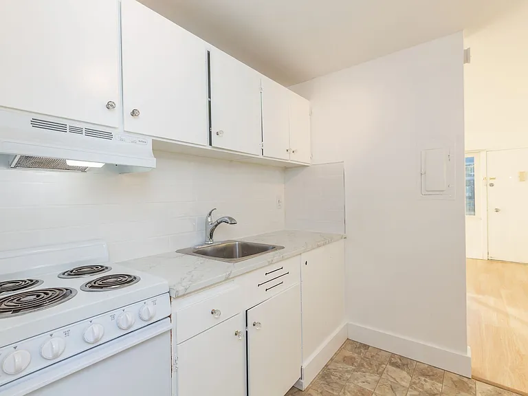 Viewmont Apartments — Photo 6