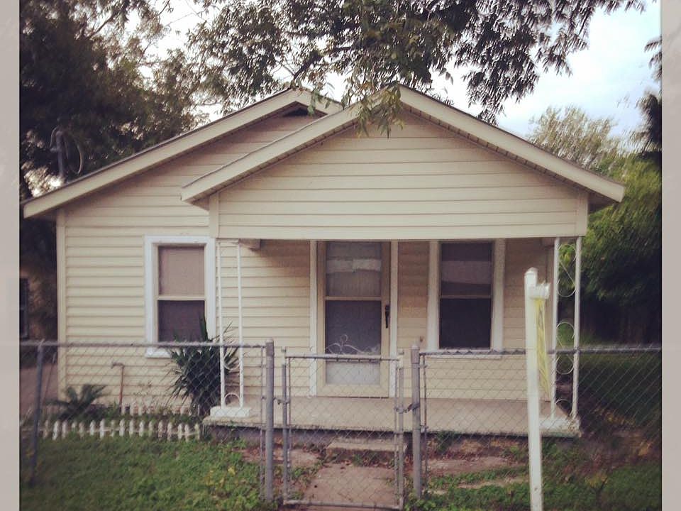 1st image of 360 Dittlinger St
