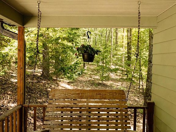 4th image of 406 Campbell Road