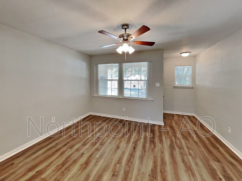 1754 E Red Bird Ln, Dallas, TX 75241 Zillow