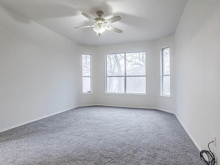 7025 Michael Dr — Photo 19