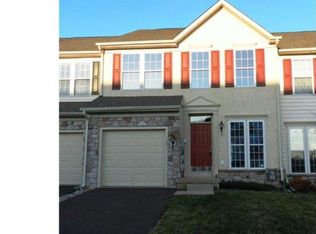 157 S Savanna Dr, Pottstown, PA 19465