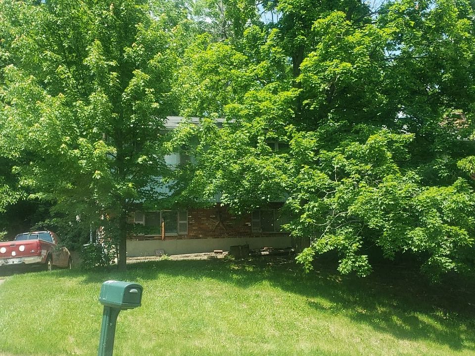 1st image of 433 Lincoln Green Dr W
