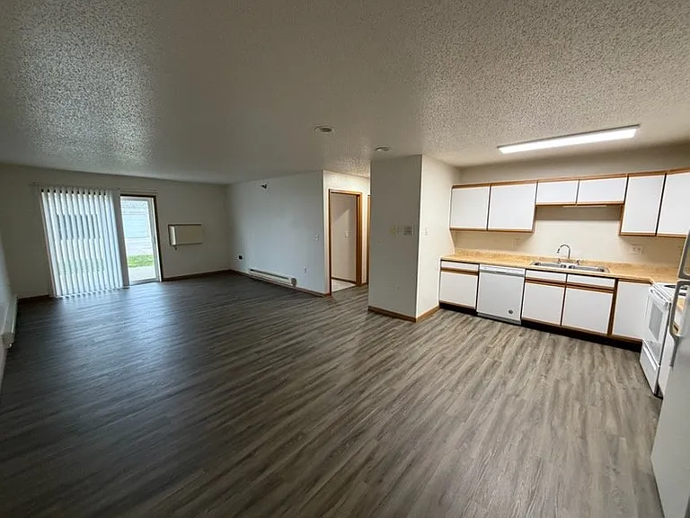 The Summers at Osgood Apartments — Photo 26