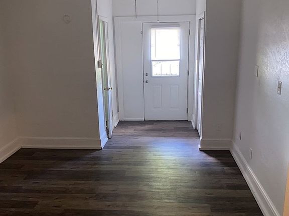 4th image of 7306 Earlwood Ave #4