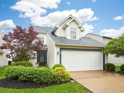 2169 Stonehenge Cir, Akron, OH, 44319