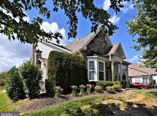 277 Willow Dr, Newtown, PA 18940