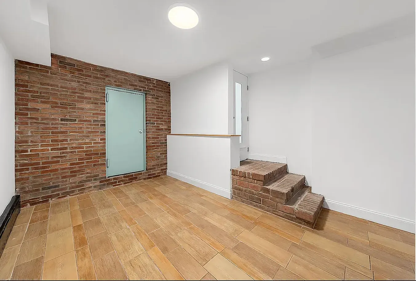 1644 Eighth Avenue — Photo 3