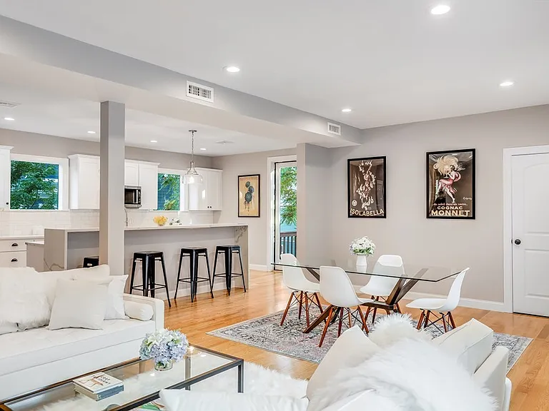 6 Greenleaf Ave #2 — Photo 2