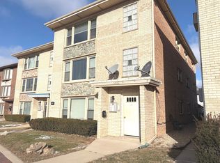 8222 W Grand Ave #3, River Grove, IL 60171