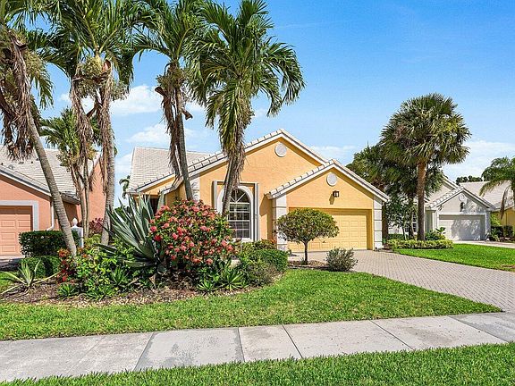 2nd image of 8288 Horseshoe Bay Road