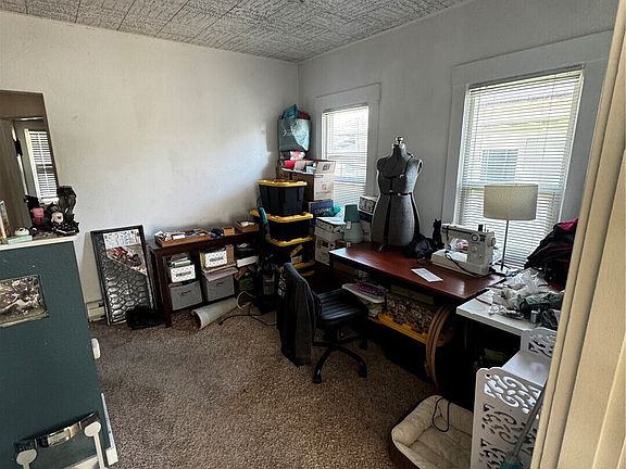 5th image of 3210 Grand Avenue