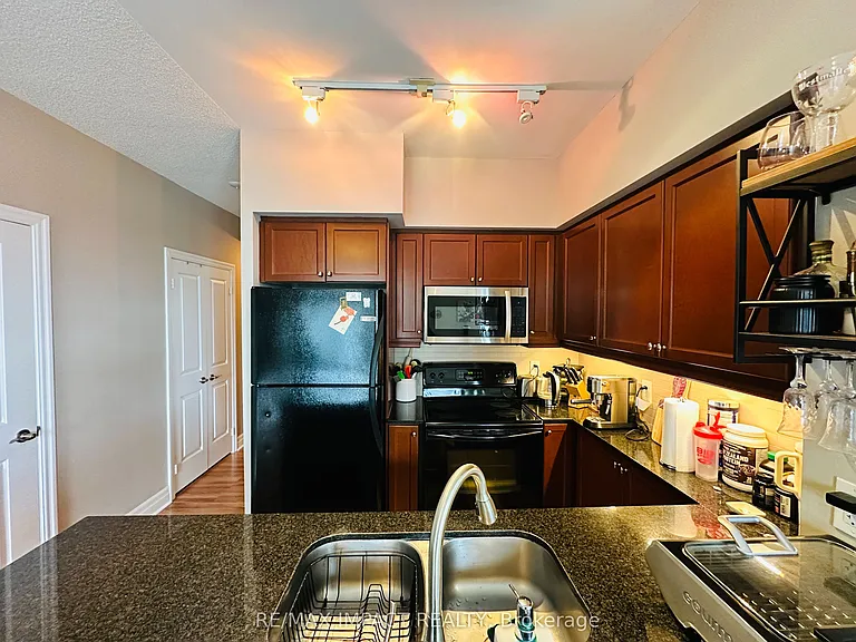 58 Marine Parade Dr #1001 — Photo 7
