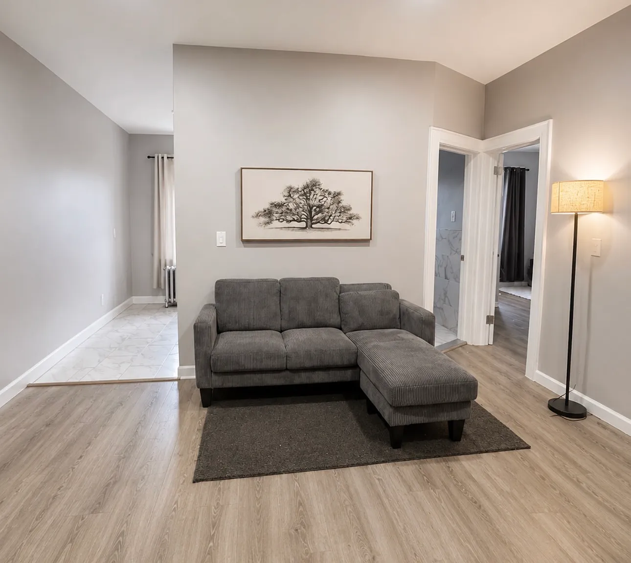 4 bed, 1.5 bath, 1000 sqft, $2,700 — Photo 4