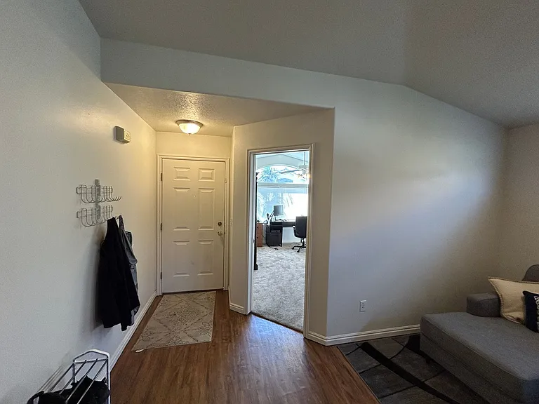 2056 E Middleton Dr #22 — Photo 8
