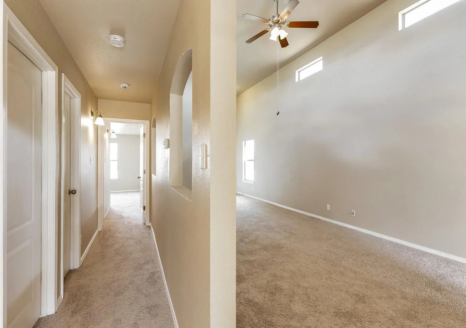 East El Paso 3 bed Refrig A/C next to Park! — Photo 4