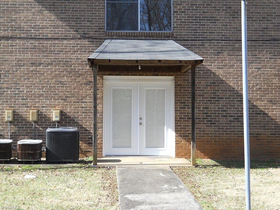 1st image of 1807 S Scales St APT 20