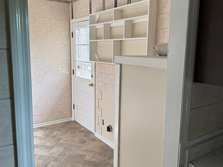 130 Briardale Ave — Photo 10