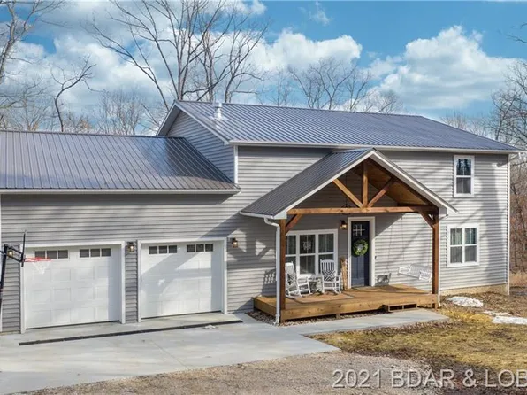 15 Camdenwood Dr, Camdenton, MO 65020