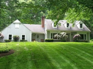6 Lincroft Dr, Basking Ridge, NJ 07920