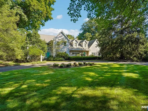 580 Brookside Avenue, Allendale, NJ 07401