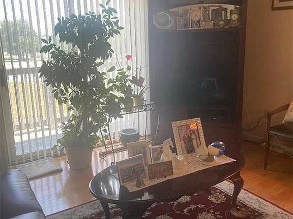 3rd image of 724 Beverage Hill Ave #307