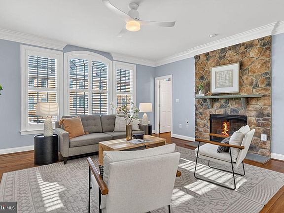 3rd image of 7897 Carbondale Way