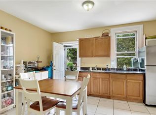 36 Moquette Row S, Yonkers, NY