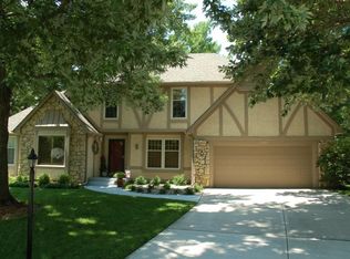11684 Rosehill Rd, Overland Park, KS 66210