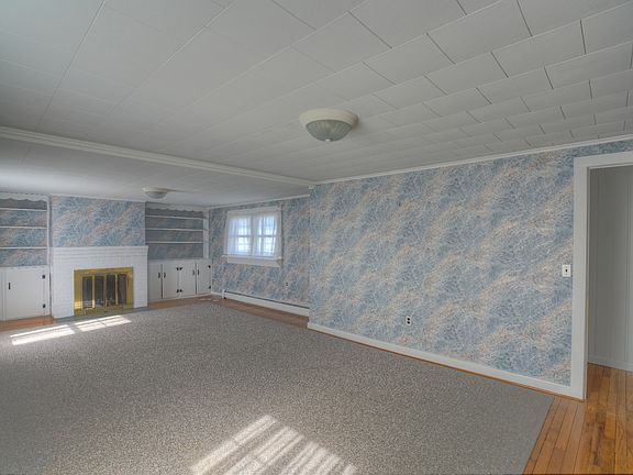 5th image of 39 Ashworth Ave