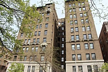 706 Riverside Drive in Hamilton Heights