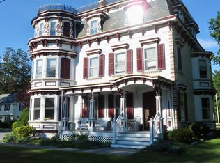 4348 Albany Post Rd, Hyde Park, NY 12538