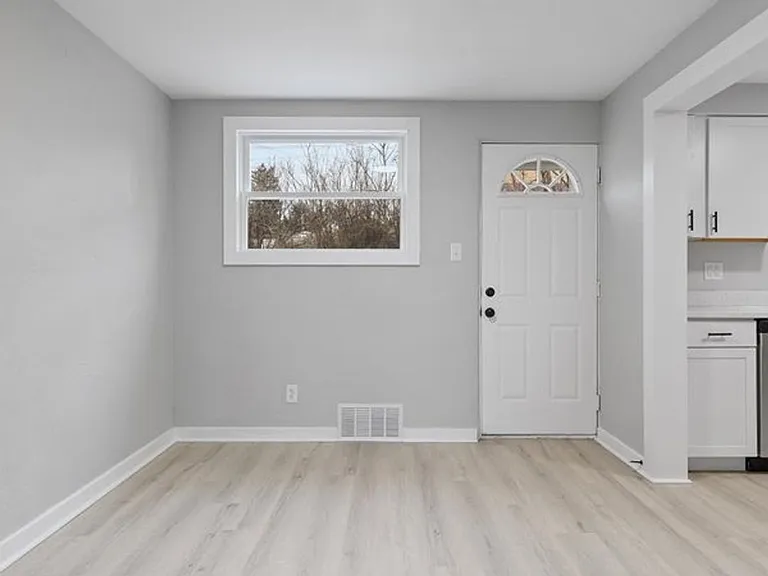 227-229 Shadyhill Rd — Photo 14