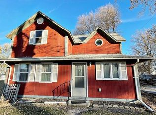 304 W Front St, Clare, IA 50524