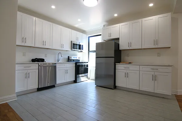 Rented by Guidance Realty Corp. | media 22