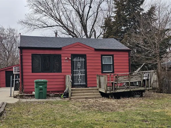 4730 NE 33rd Ct, Des Moines, IA 50317